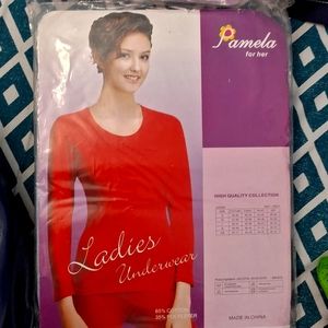 Ladies thermal set